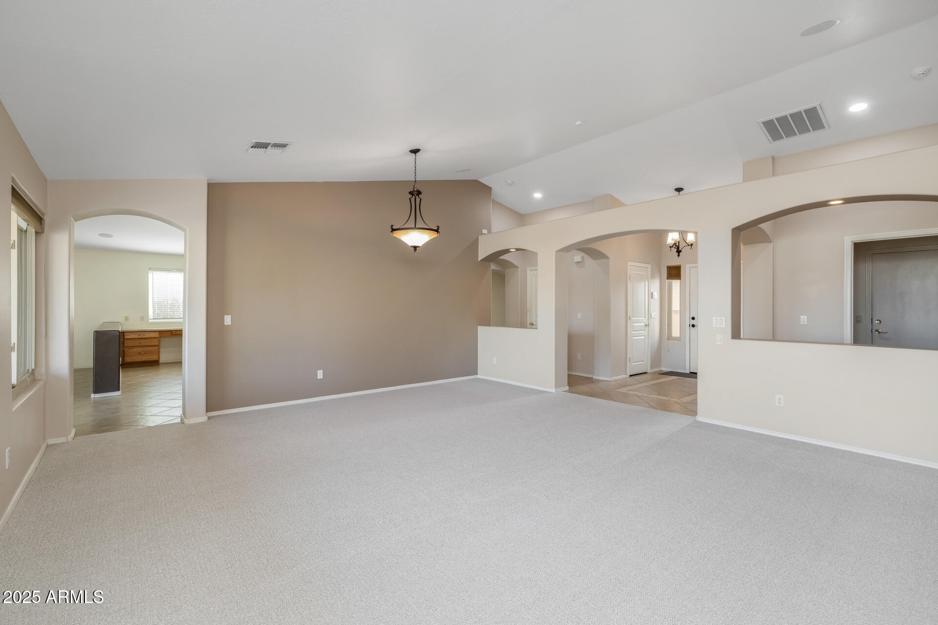 3404 East Los Altos Road Gilbert, AZ 85297 - Photo 8 of 31 7)FORMAL LIVING