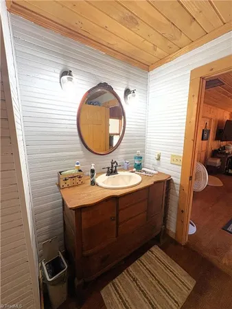 $800,000 | 8313 Wrights Farm Lane, Summerfield, NC 27358