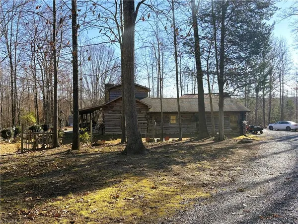 $800,000 | 8313 Wrights Farm Lane, Summerfield, NC 27358