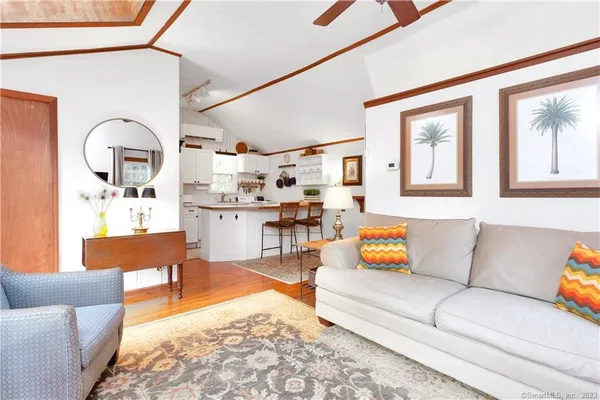 $2,800 | 1 C Ridgewood Lane, Westport, CT 06880