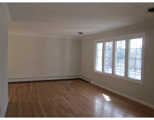 25 Willis Road Gardner, MA 01440 - Photo 3 of 15 Gallery Image 3