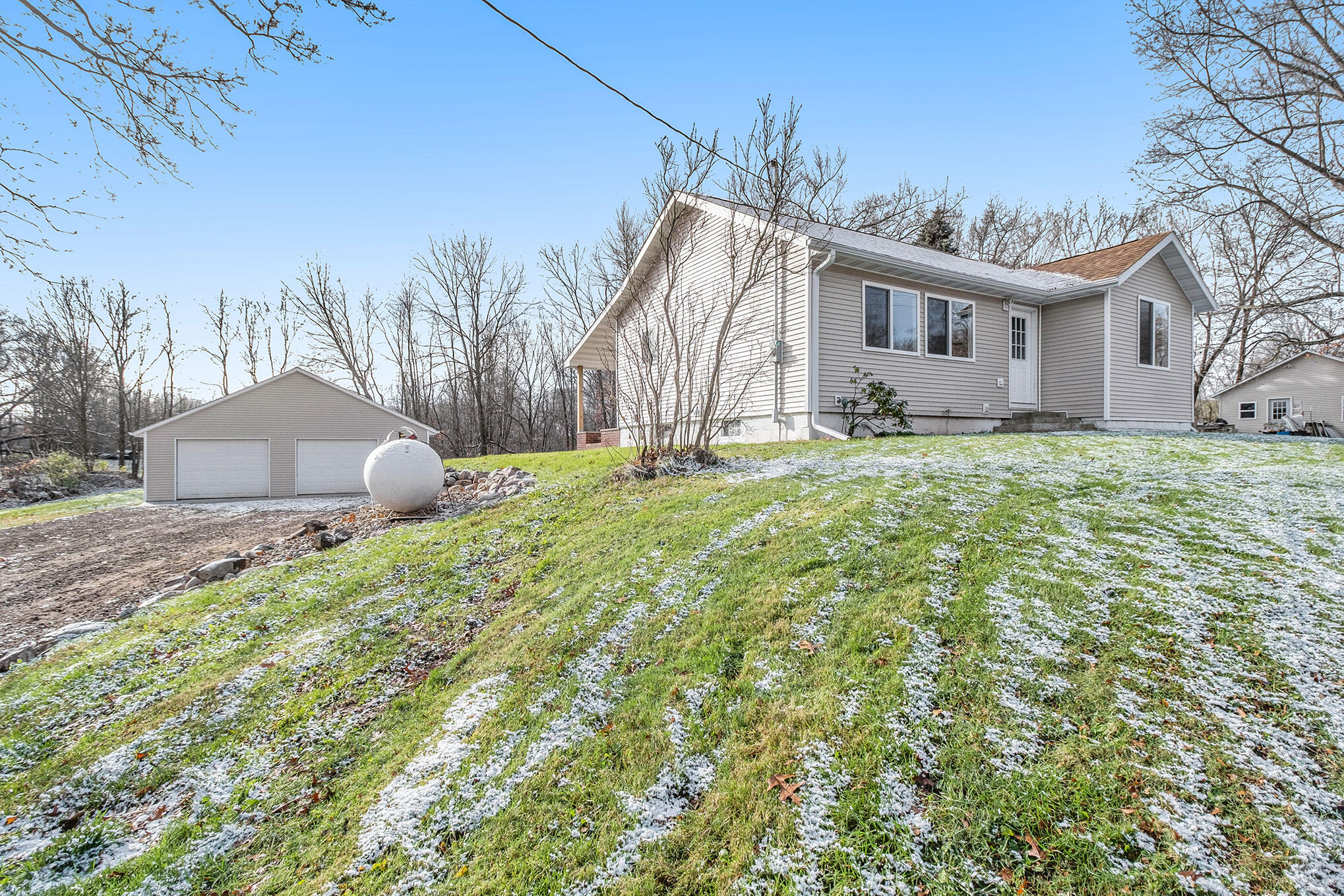14653 Broadway Road Three Rivers, MI 49093 - Photo 1 of 23 DSCF0519