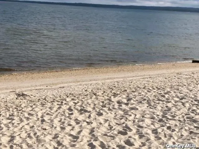 $4,000 | 61 Brookside Avenue, Jamesport, NY 11901