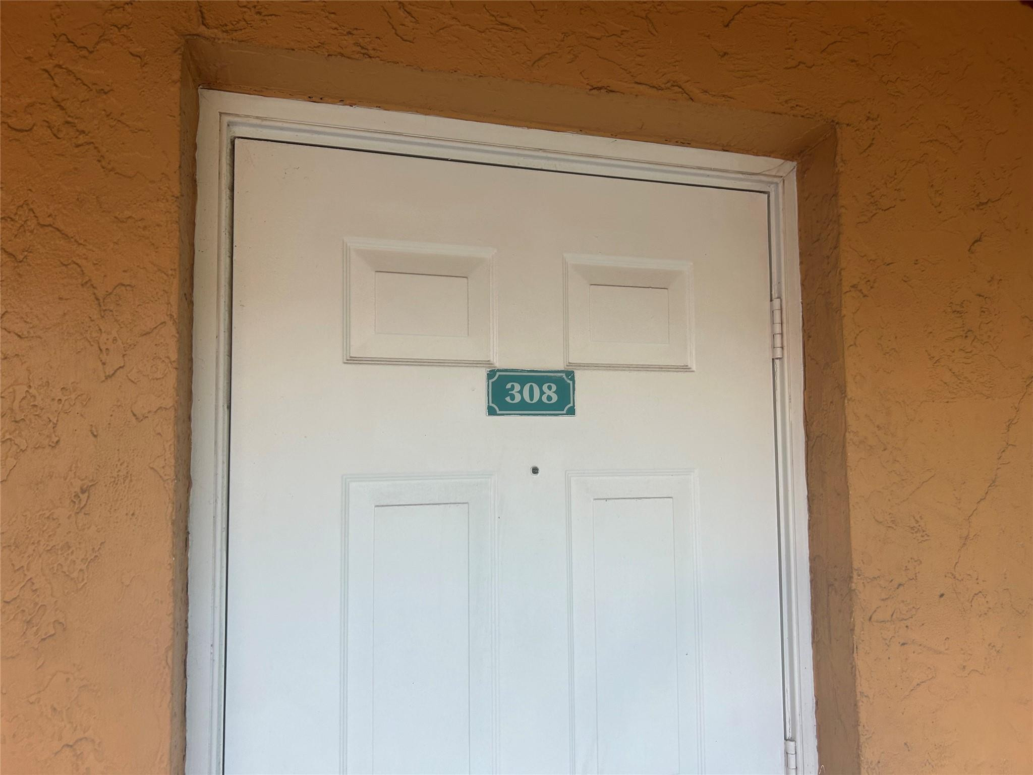 6900 Southwest 39th Street, Unit 308J Davie, FL 33314 - Photo 2 of 9 Photo 2