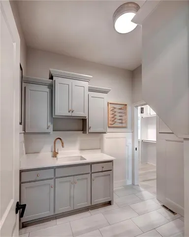 $927,167 | 21938 West 99th Terrace, Lenexa, KS 66220