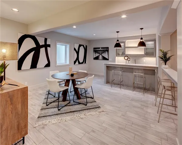 $927,167 | 21938 West 99th Terrace, Lenexa, KS 66220