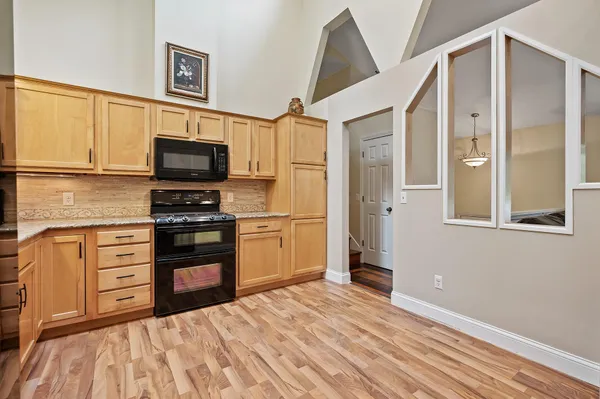 $2,700 | 14581 Natchez Circle, Savage, MN 55378