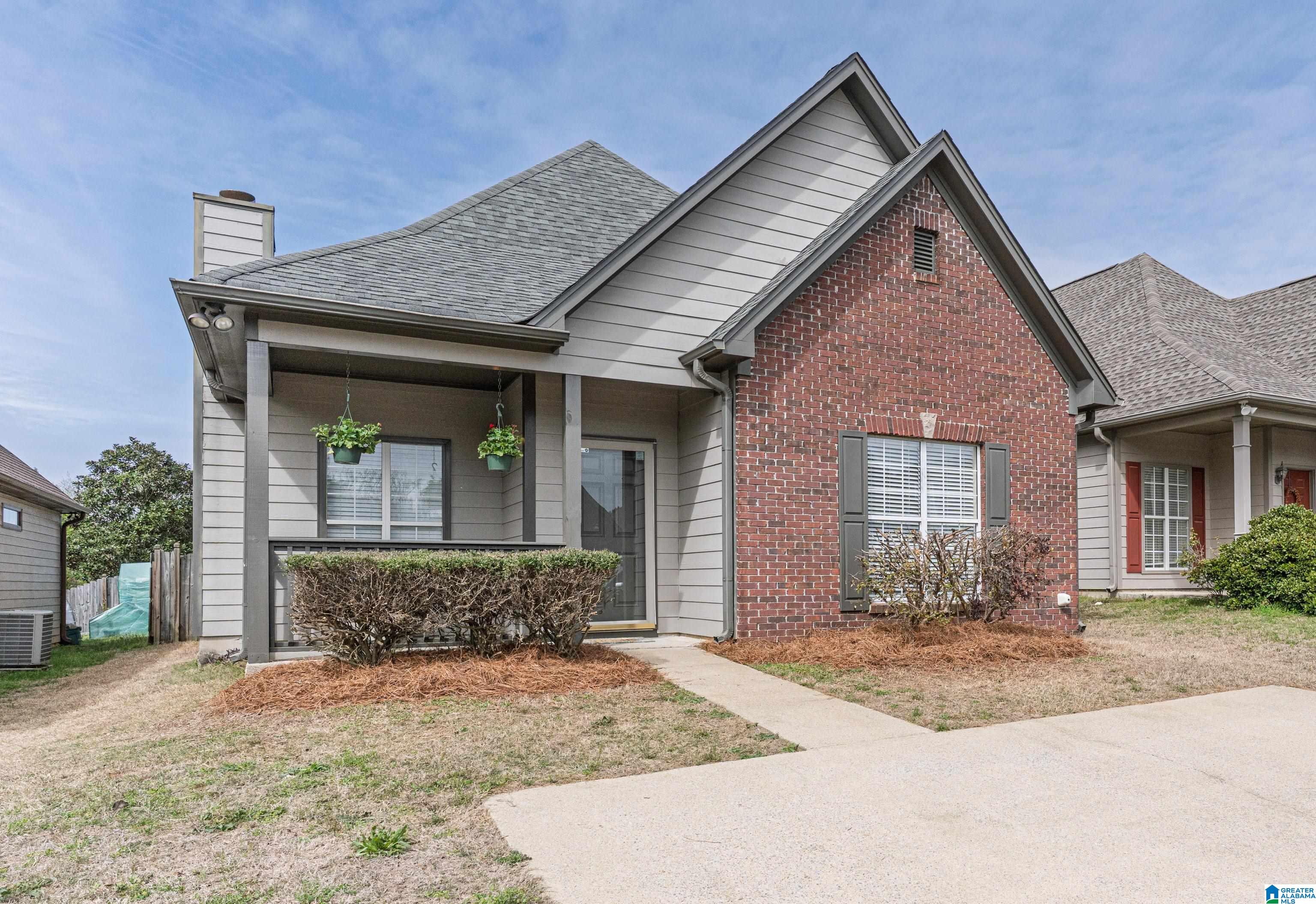115 Charlton Lane Calera, AL 35040 - Photo 3 of 37