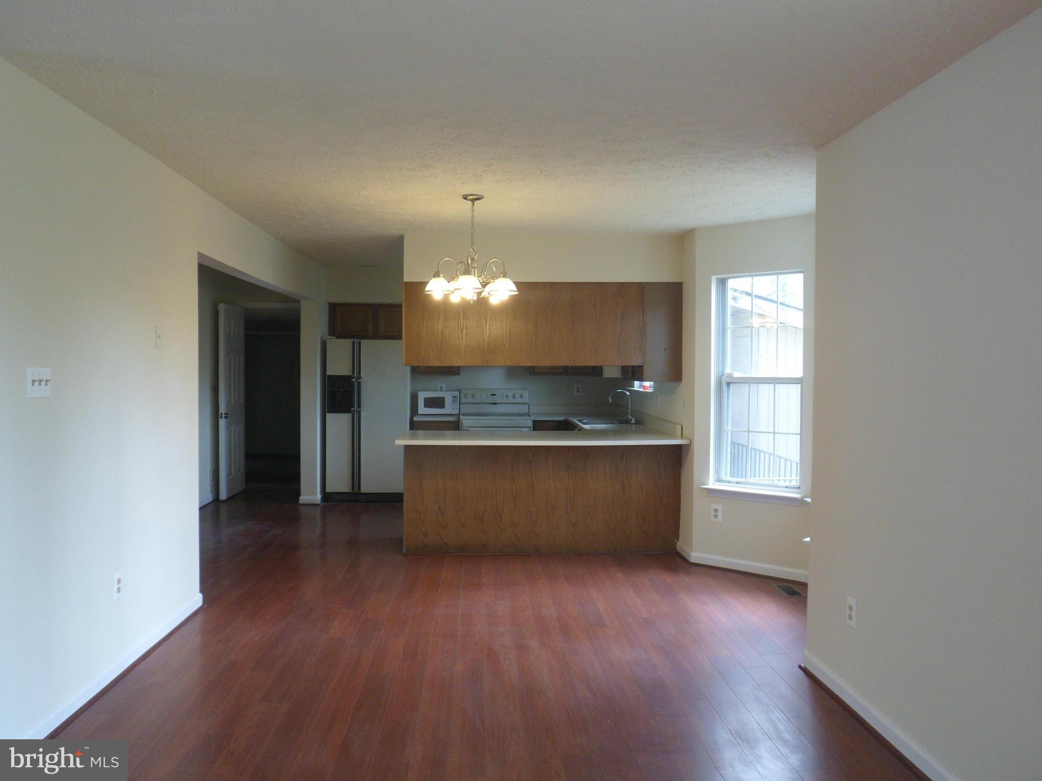 9605 Fort Foote Road Fort Washington, MD 20744 - Photo 4 of 11 Dining Room