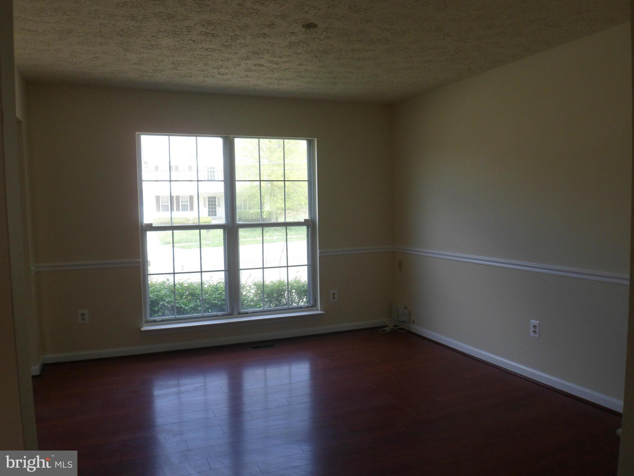 9605 Fort Foote Road Fort Washington, MD 20744 - Photo 7 of 11 Library or Den