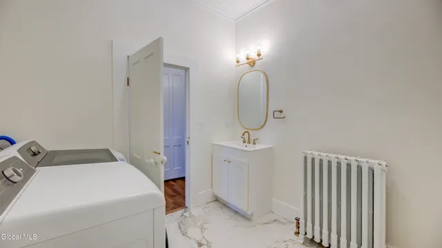 $319,900 | 112 South Market Street, Johnstown, NY 12095