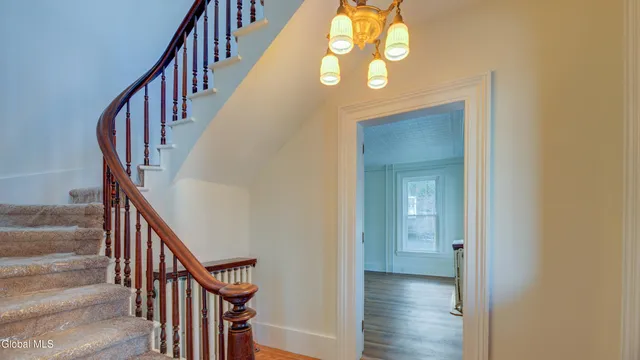 $319,900 | 112 South Market Street, Johnstown, NY 12095