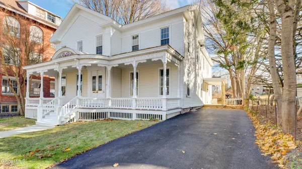 $319,900 | 112 South Market Street, Johnstown, NY 12095
