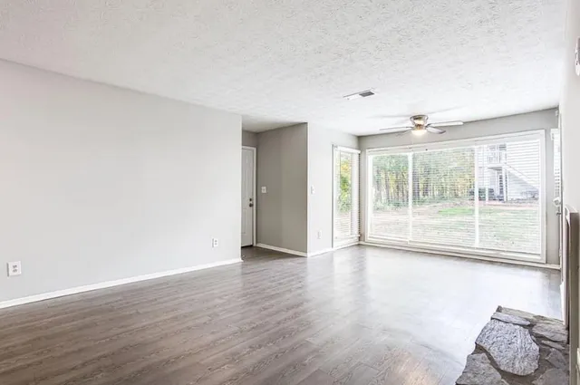 $1,299 | 1173 North Hairston Road, Unit 1902, Stone Mountain, GA 30083