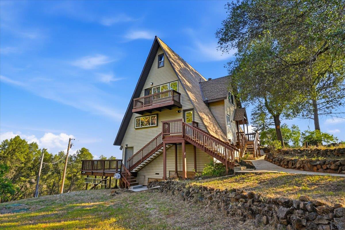 19235 Bumpy Road Grass Valley, CA 95949 - Photo 32 of 60