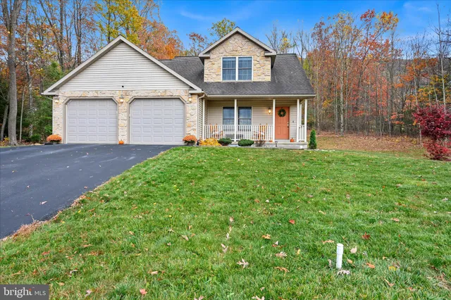 $319,900 | 604 Airport Road, Ashland, PA 17921