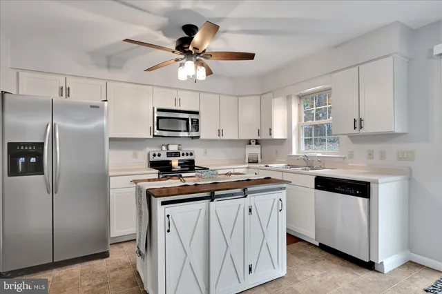 $319,900 | 604 Airport Road, Ashland, PA 17921