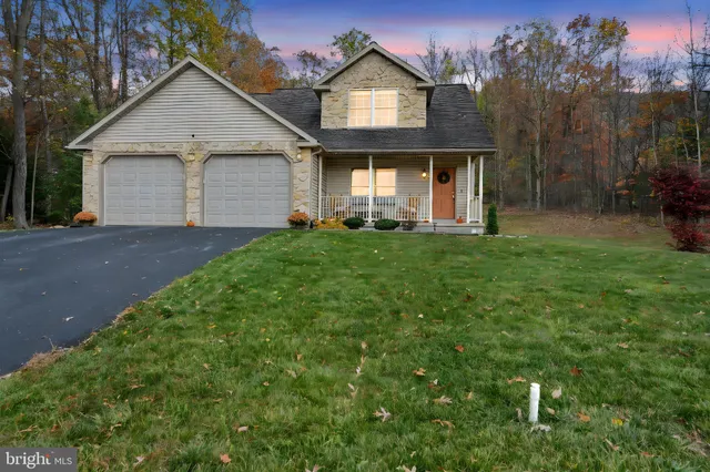 $319,900 | 604 Airport Road, Ashland, PA 17921