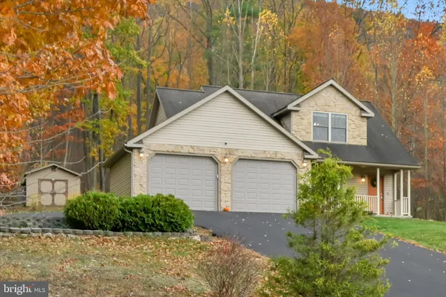 $319,900 | 604 Airport Road, Ashland, PA 17921