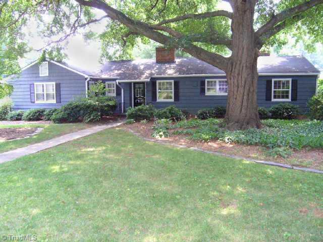 3010 University Road Winston-Salem, NC 27104 - Photo 1 of 9 Exterior Front.
