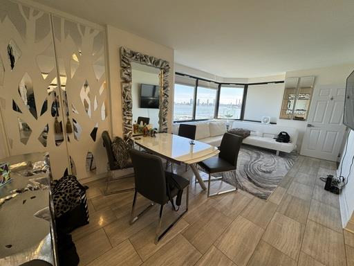 415 East 37th Street, Unit 7F Manhattan, NY 10016 - Photo 2 of 23