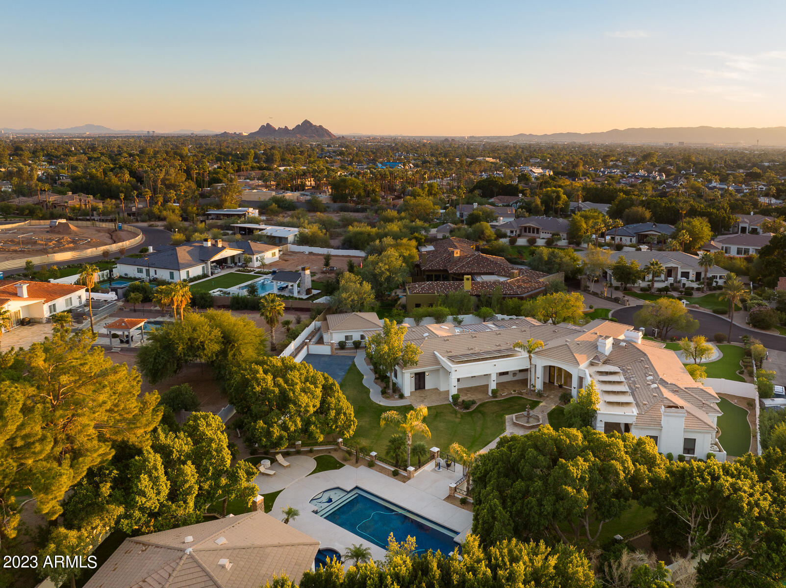 5134 East Palomino Road Phoenix, AZ 85018 - Photo 3 of 29