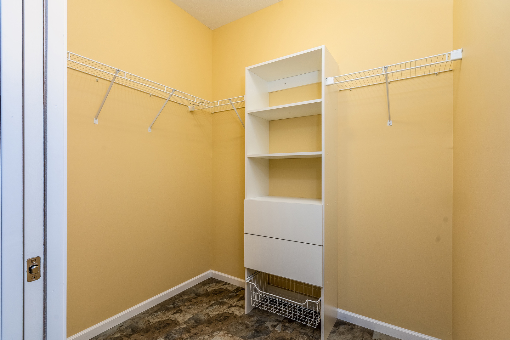 18562 East Hill Street Mount Vernon, IL 62864 - Photo 21 of 43 a bathroom