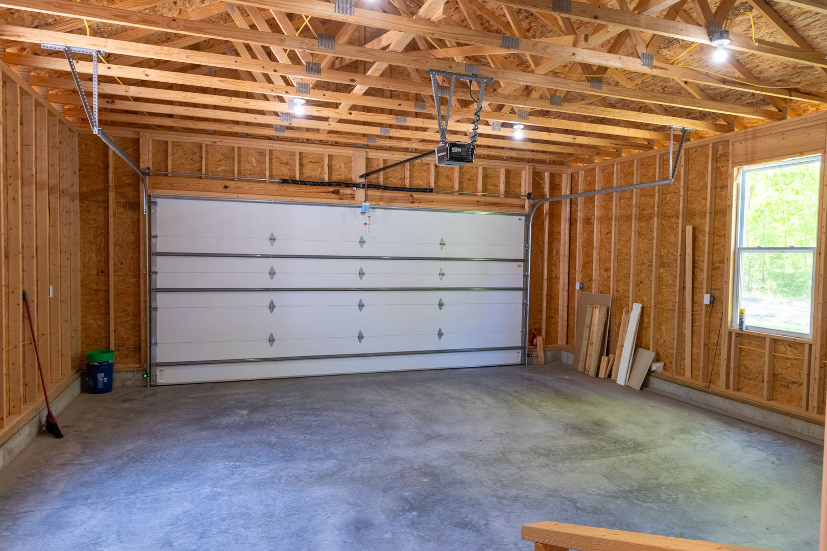 18562 East Hill Street Mount Vernon, IL 62864 - Photo 28 of 43 a view of a room with wooden walls