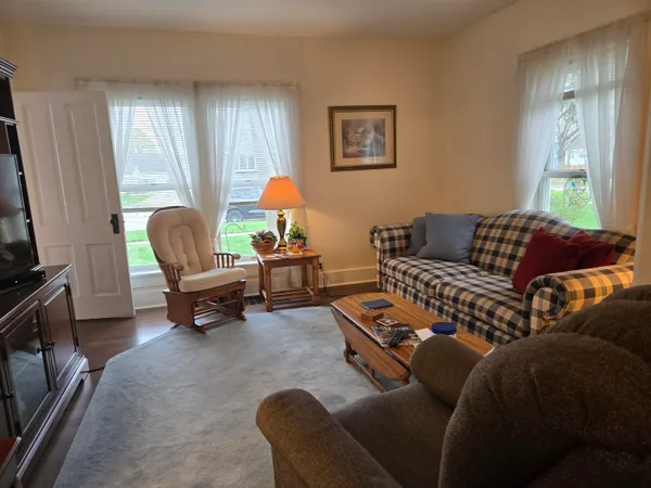 $565,000 | 1015 Wheeler Street, Lake Geneva, WI 53147