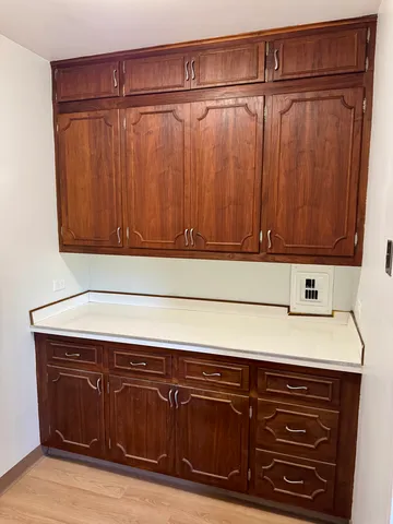 $185,000 | 1585 Ridge Avenue, Unit 301, Evanston, IL 60201