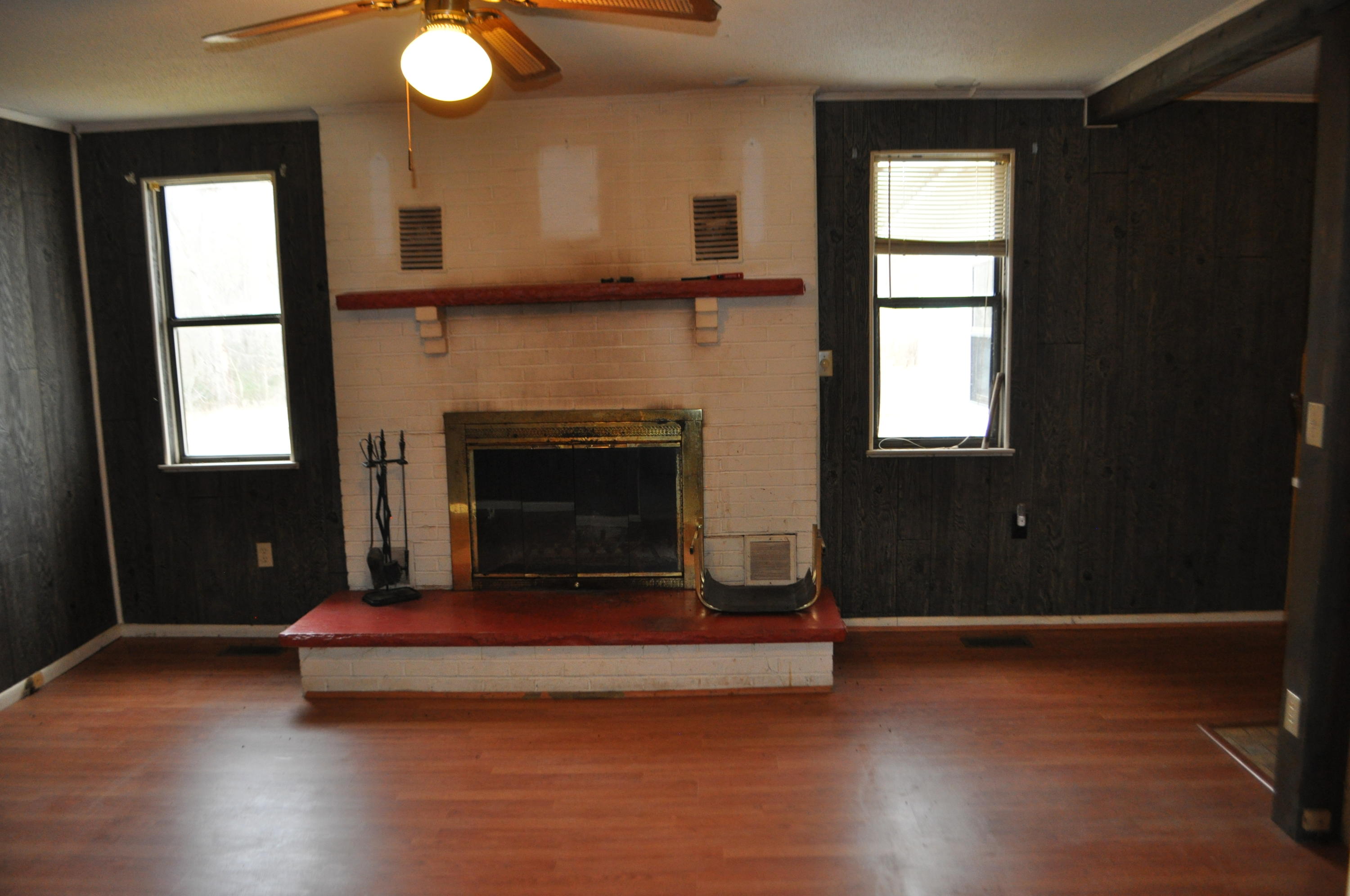 975 Blankenship Road Pikeville, TN 37367 - Photo 6 of 24 DSC_0564
