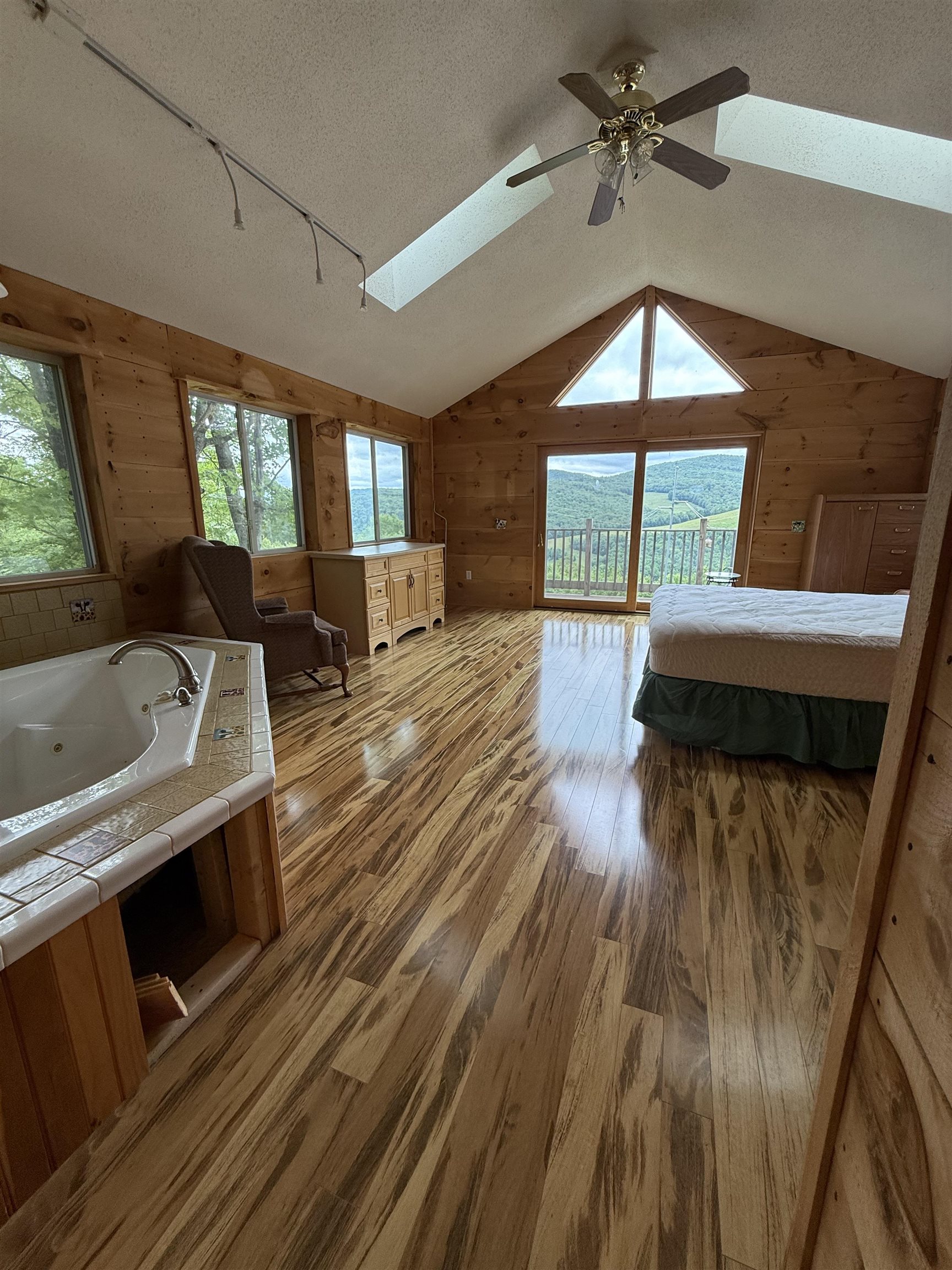 239 Small Road Randolph, VT 05060 - Photo 8 of 24