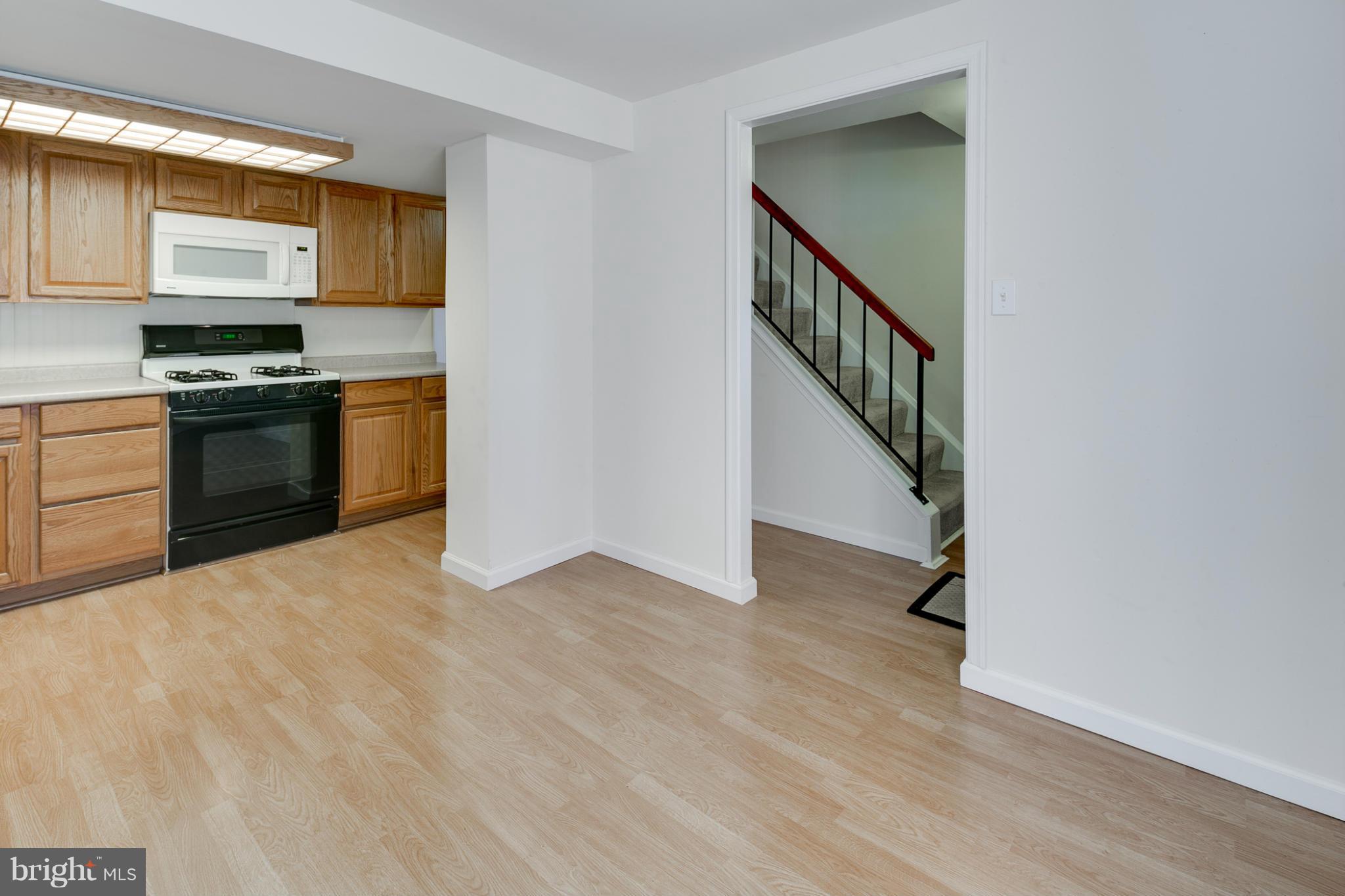 8964 Footed Ridge Columbia, MD 21045 - Photo 3 of 30 Dining Room