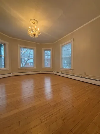 $1,850 | 100 Ashland Street, Unit 2, Manchester, NH 03104