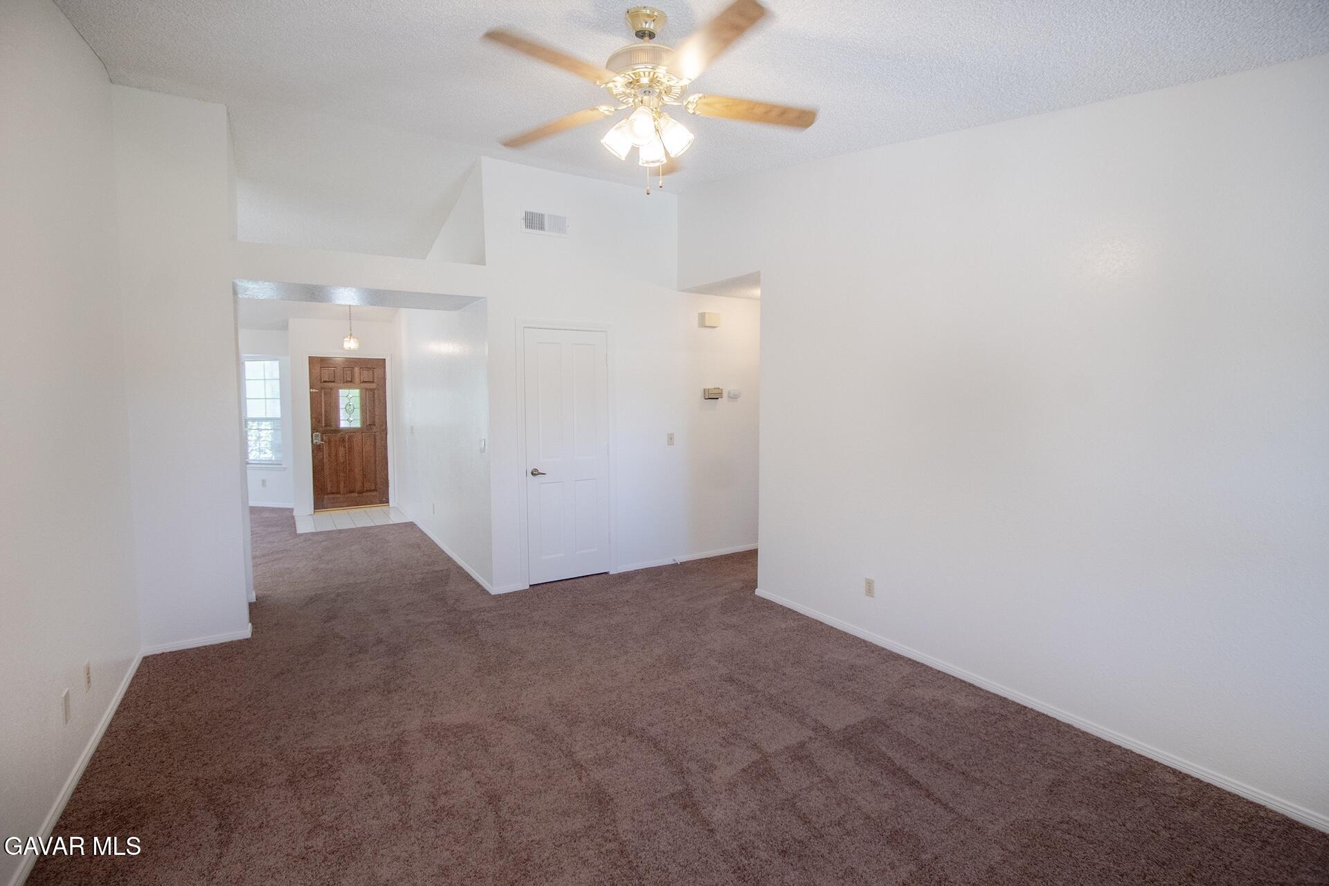 44318 33rd Street West Lancaster, CA 93536 - Photo 19 of 29 a view of an empty room