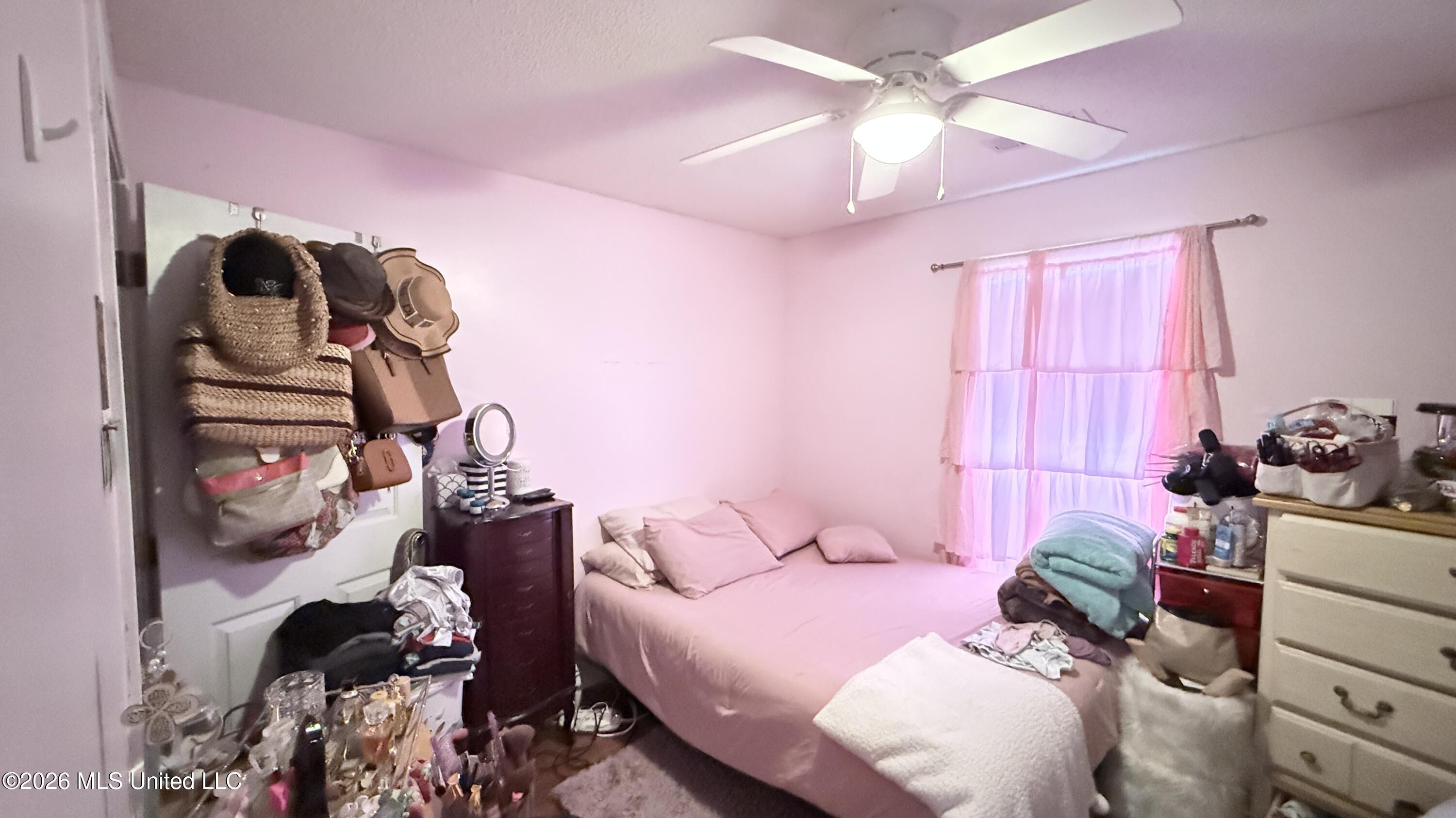 9635 Geneva Loop East Olive Branch, MS 38654 - Photo 7 of 12 20260305_195422667_iOS