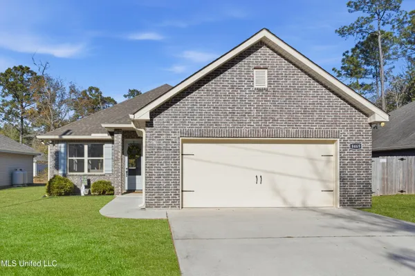 $284,900 | 8469 Amoka Drive, Diamondhead, MS 39525