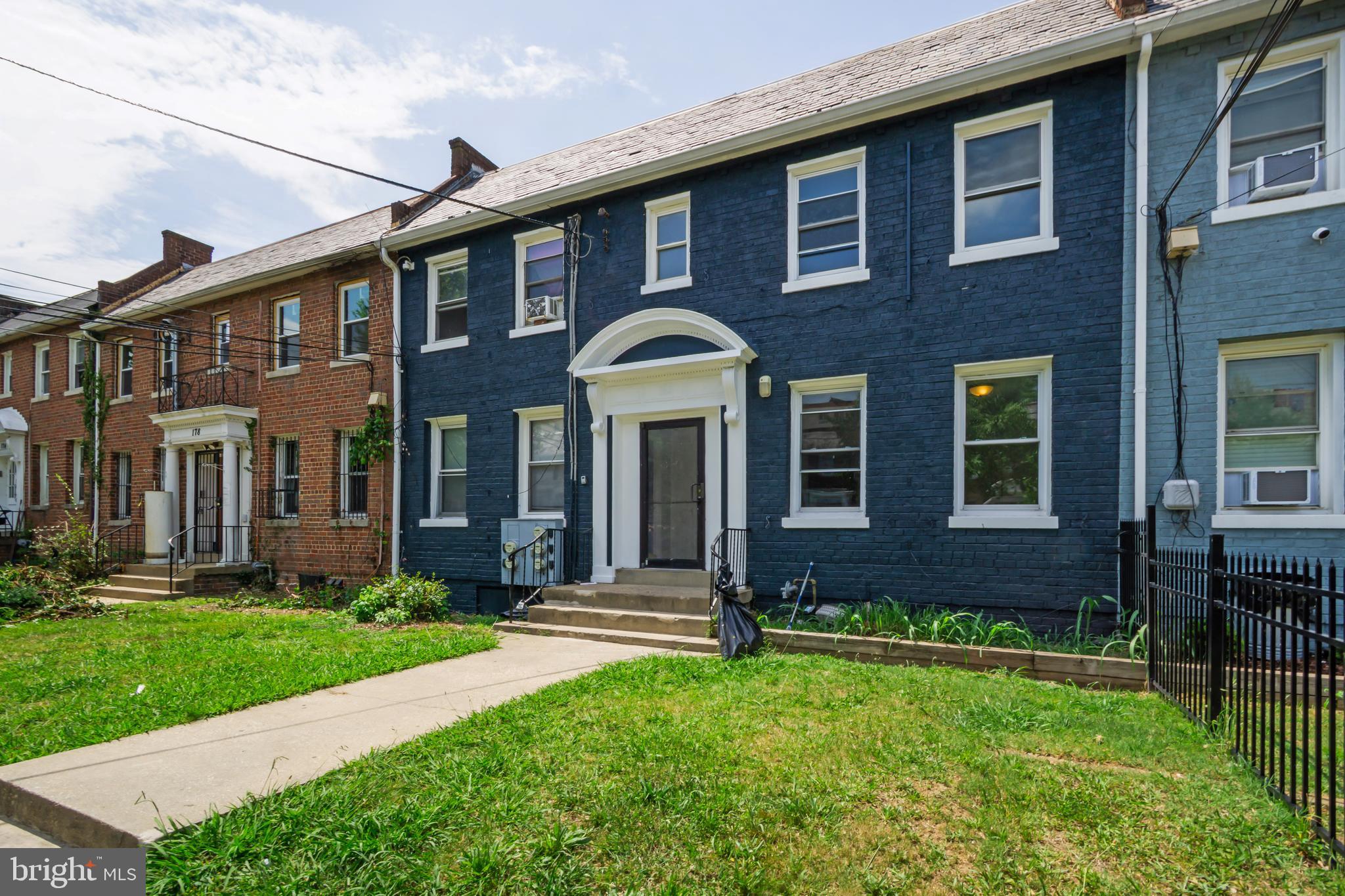 182 36th Street Northeast, Unit 2 Washington, DC 20019 - Photo 3 of 25