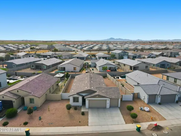 $2,100 | 35879 West Santa Barbara Avenue, Maricopa, AZ 85138