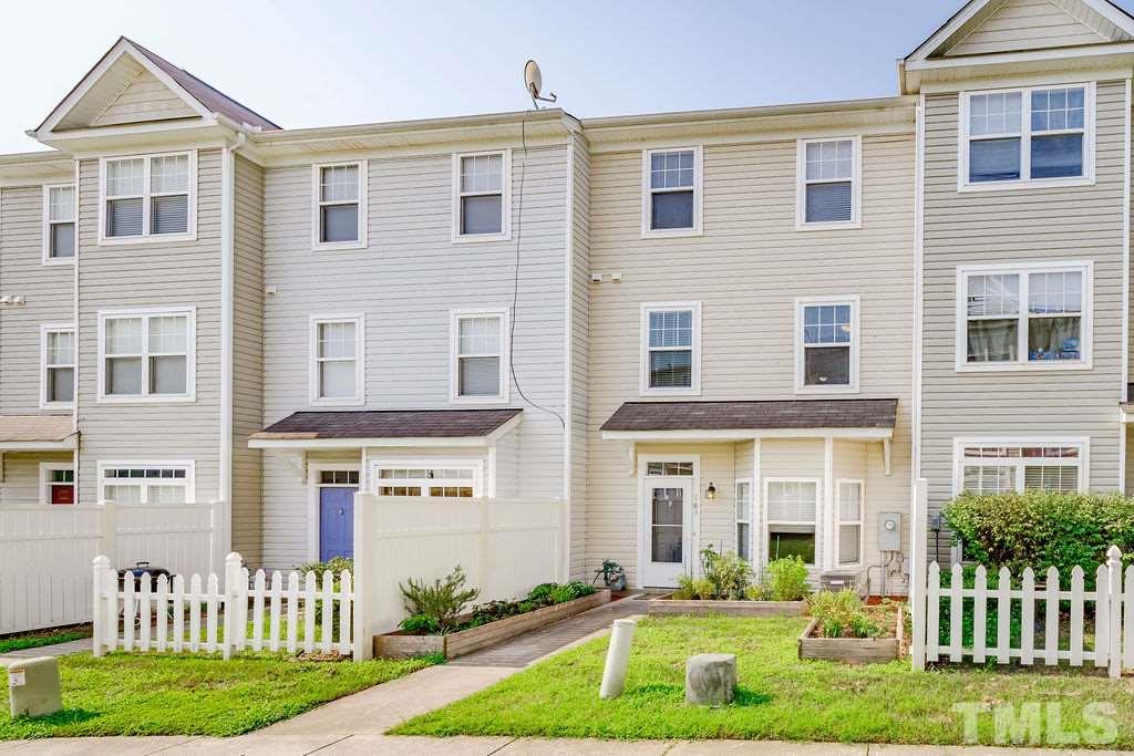8620 Neuse Club Lane, Unit 103 Raleigh, NC 27616 - Photo 2 of 30 Gallery Image 2