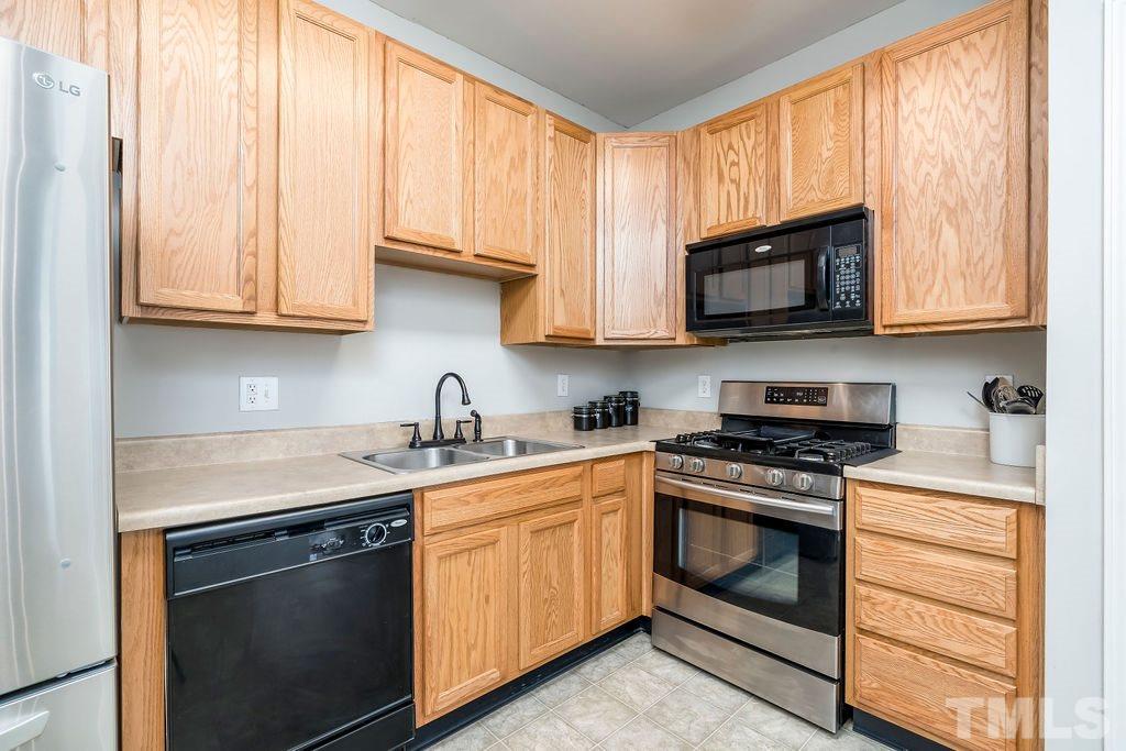 8620 Neuse Club Lane, Unit 103 Raleigh, NC 27616 - Photo 11 of 30 Gallery Image 11