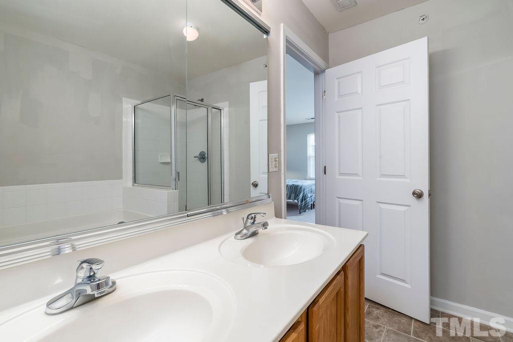 8620 Neuse Club Lane, Unit 103 Raleigh, NC 27616 - Photo 20 of 30 Gallery Image 20