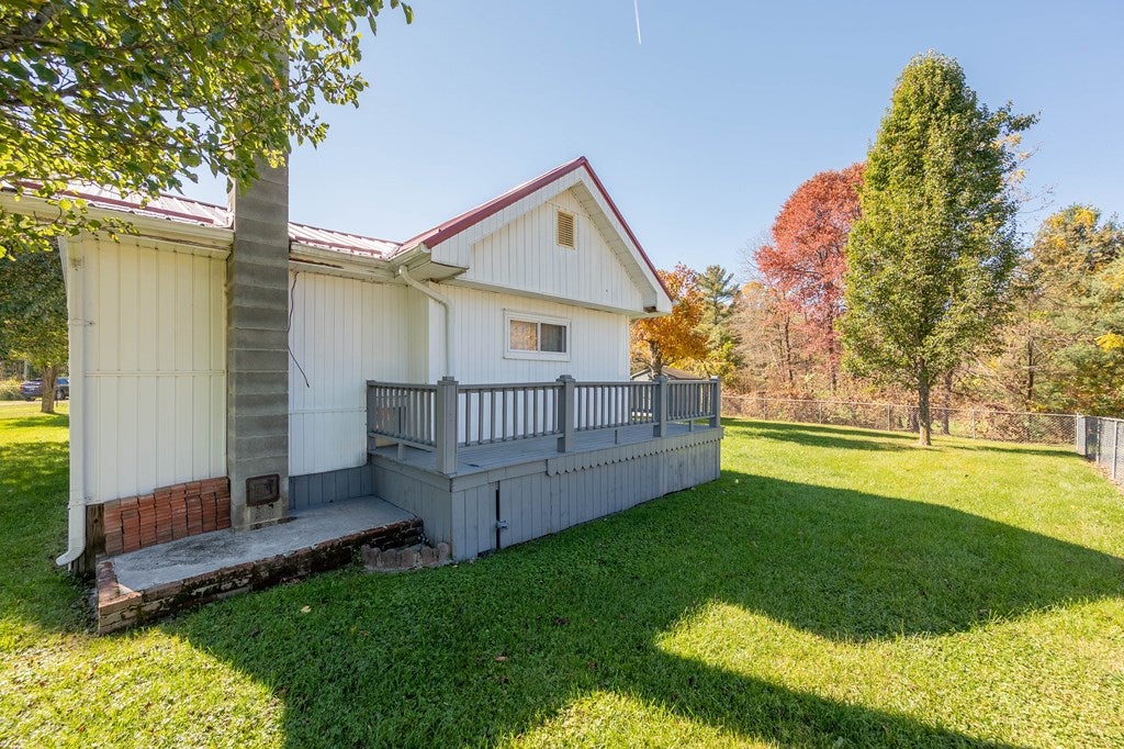 173 Earles Road Rural Retreat, VA 24368 - Photo 37 of 58 Gallery Image 37