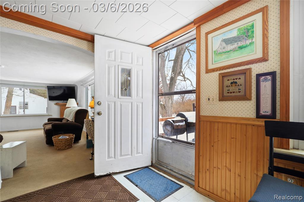 5194 Davison Road Lapeer, MI 48446 - Photo 6 of 38 Gallery Image 6