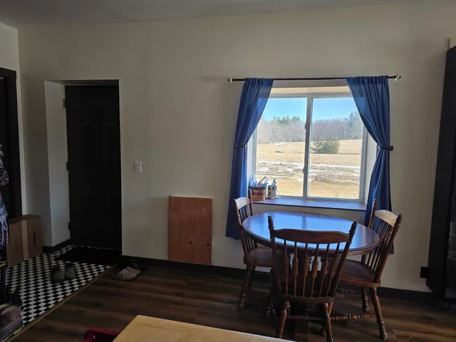 $2,195 | 352 Packers Falls Road, Unit BARN, Durham, NH 03824