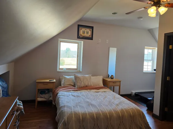 $2,195 | 352 Packers Falls Road, Unit BARN, Durham, NH 03824