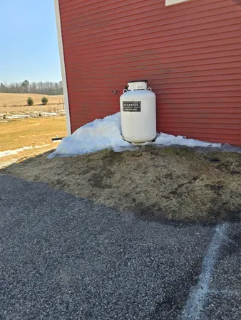 $2,195 | 352 Packers Falls Road, Unit BARN, Durham, NH 03824