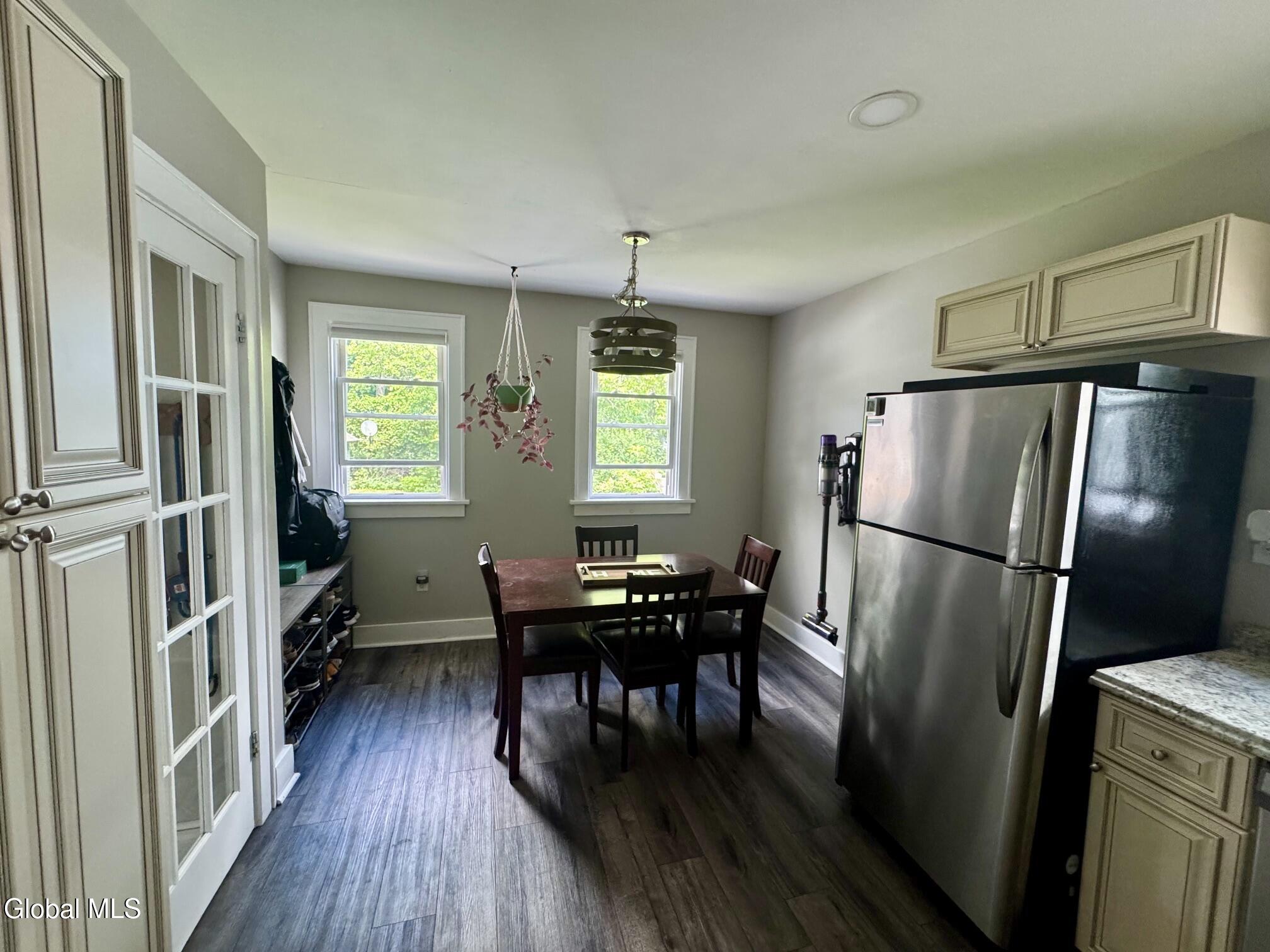 13 Knickerbocker Road Scotia, NY 12302 - Photo 7 of 23 kitchen