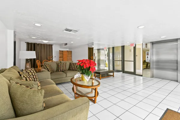 $4,500 | 1605 Highway 1, Unit M1404, Jupiter, FL 33477