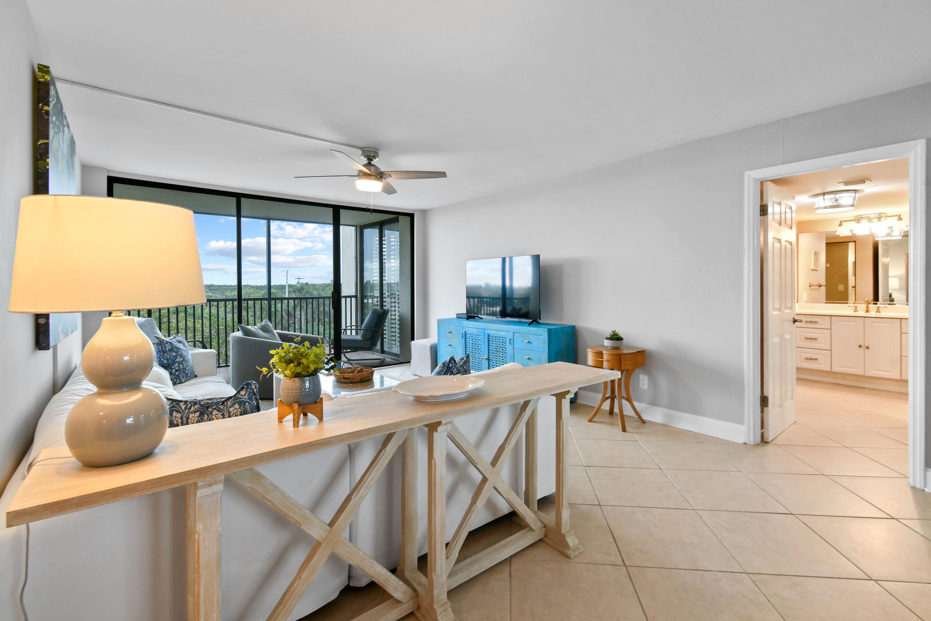 1605 Highway 1, Unit M1404 Jupiter, FL 33477 - Photo 8 of 42 1605US-1,BldgM1#404(7)